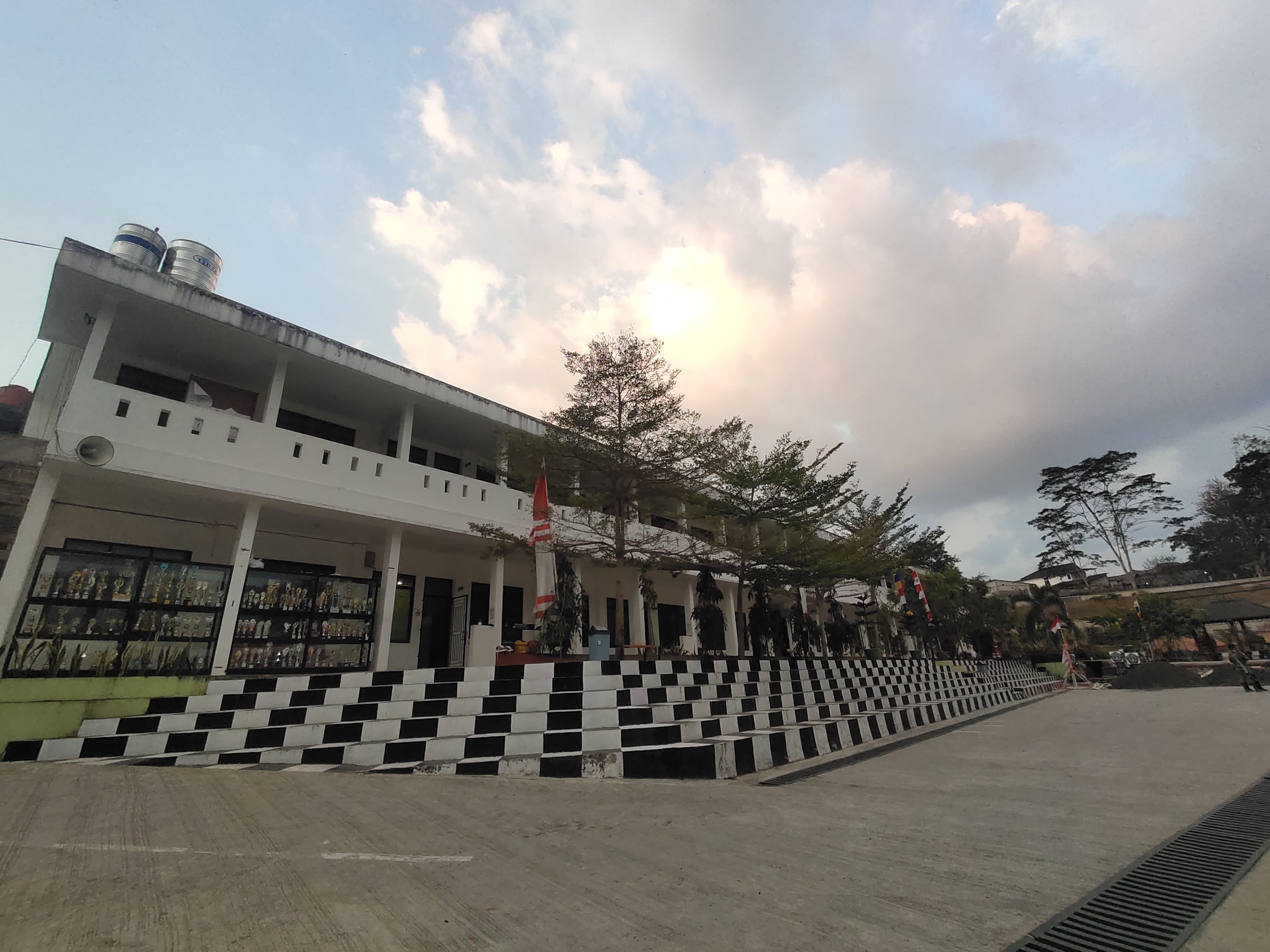 Gedung Akhwat